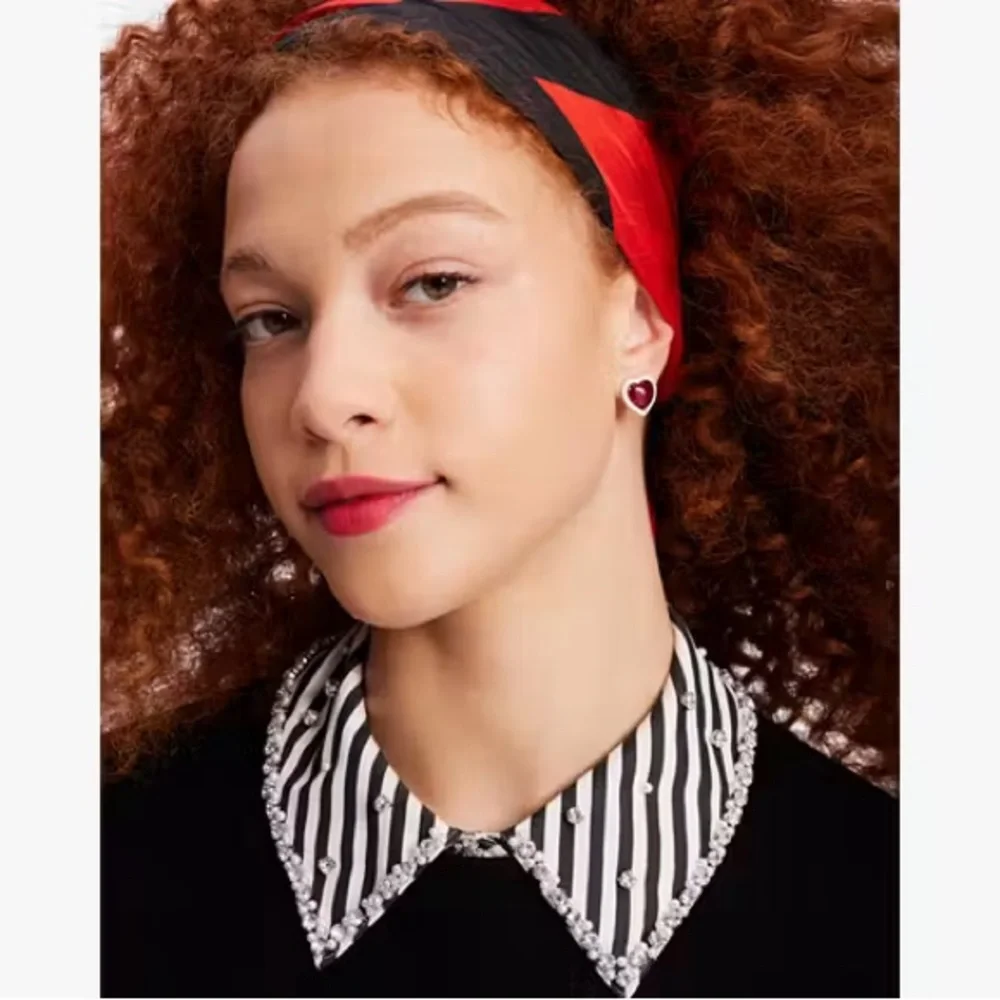 NWT ♠️Kate Spade Sweetheart Statement Studs - Picture 6 of 6